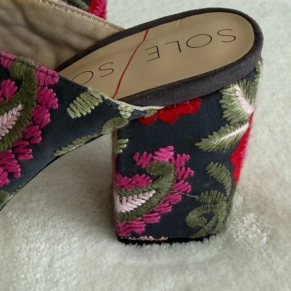 Sole Society Women's Embroidered Floral Open Toe Heels Shoes 7.5 Chunky Heel - Picture 2 of 16